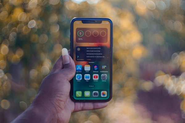 Quels sont les avantages d'utiliser les webinaires pour une entreprise de formation en cybersécurité?